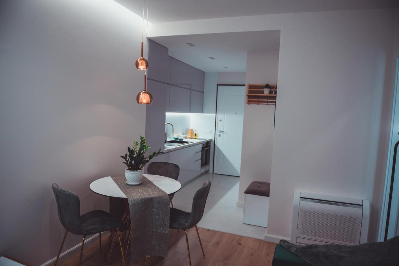 Tam Skanderbeg Square City Center Apartment No2 티라나 외부 사진