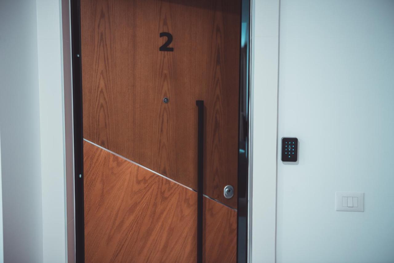 Tam Skanderbeg Square City Center Apartment No2 티라나 외부 사진